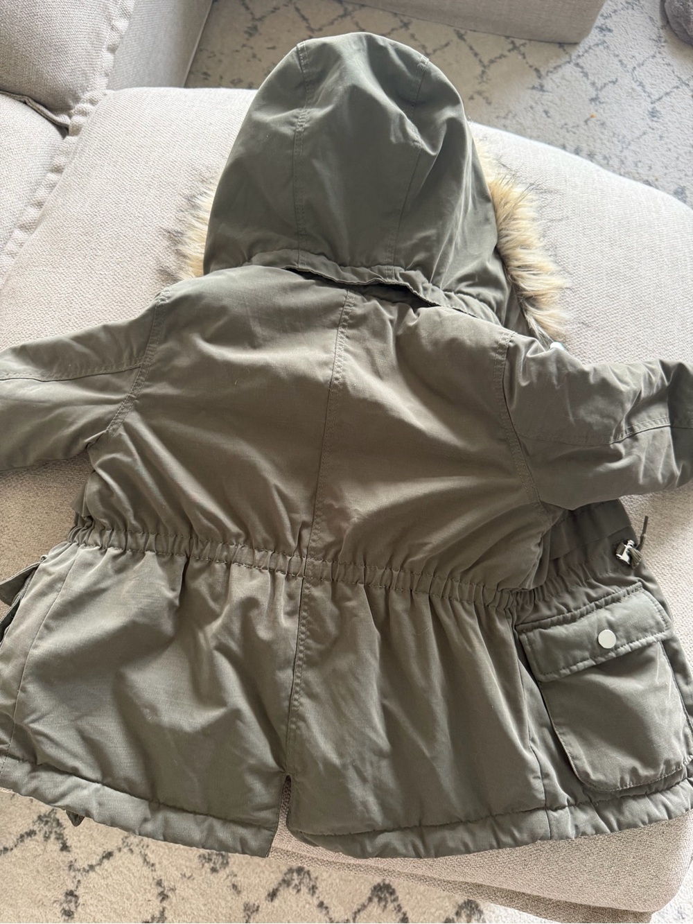 H&M Girls Olive Green Faux Fur Hooded Sherpa Lined Winter Parka 3-4Y